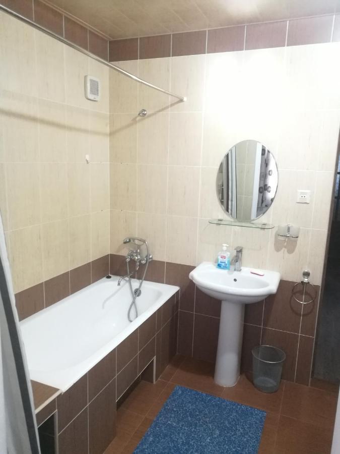 Apartment 2 Bed Room In The Center Апартамент 3-Х Комнатная В Центре Tasjkent Eksteriør bilde